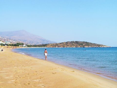 Agios Petros: At Agios Petros beach