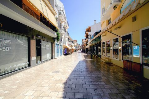 Argostoli: A central shopping street in Argostoli.