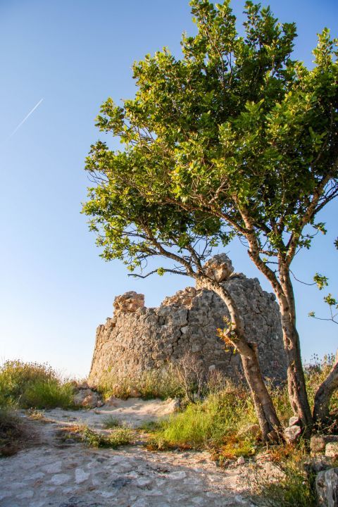 Assos: The quiet surroundings of Assos castle