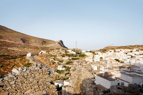 Chora: Chora boasts a wind scenery with high, steep mountains.