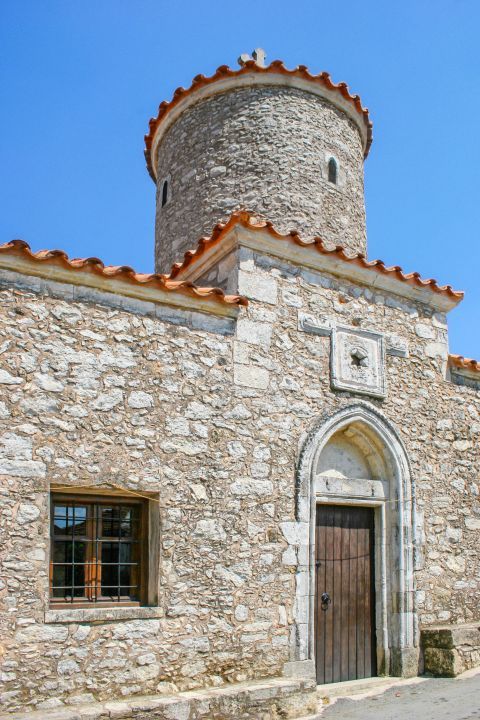 Prinias: Impressive, stone built church