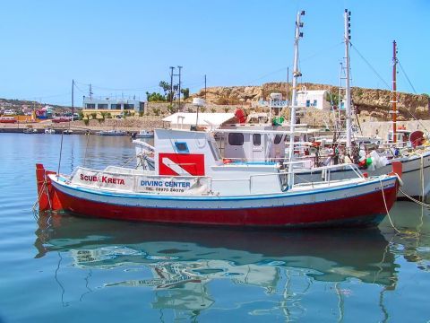 Hersonisos village: Fishing boats