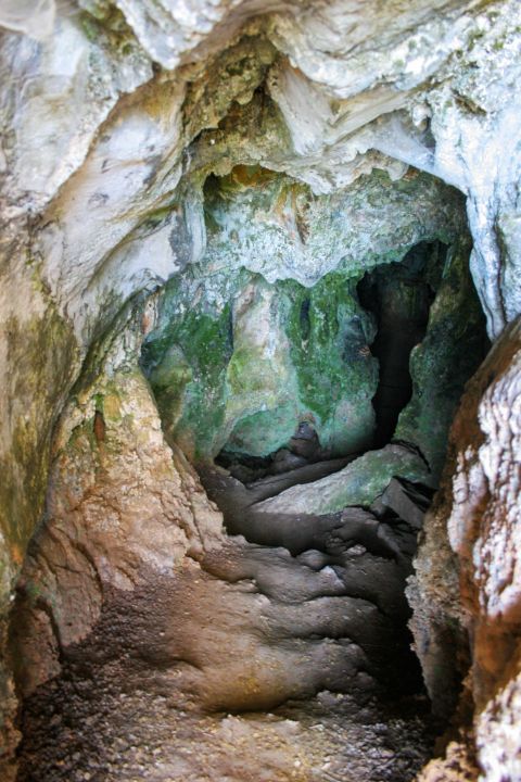 Tzermiado: Kronion Cave.